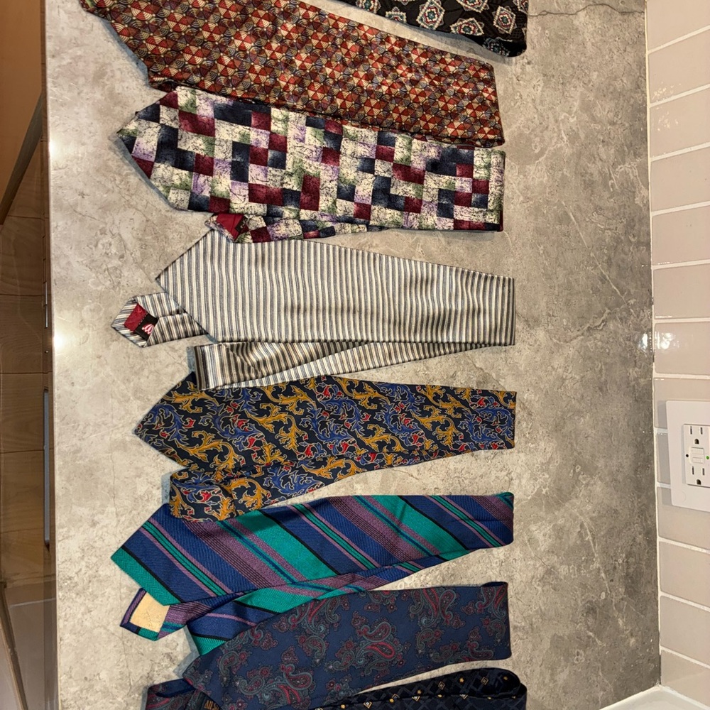 Men's Assorted Patterned Ties Set - image 6